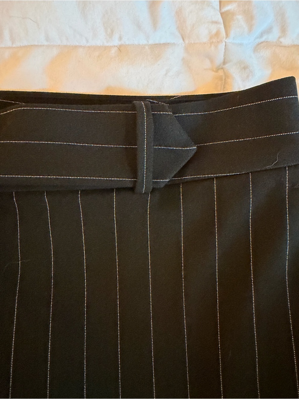 LOFT Black Pinstripe Pants - size 12 - Picture 6 of 6